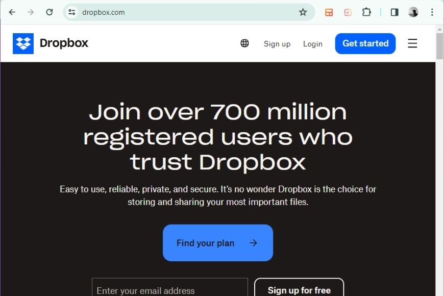 Dropbox homepage promoting its file storage service with a claim of over 700 million registered users.